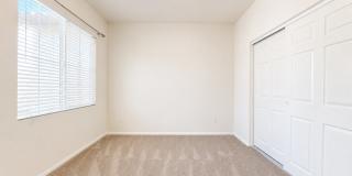3 Bedroom condo in Lake Elsinore Gallery 18