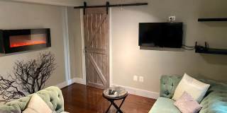 1000 Queen Street Gallery 1