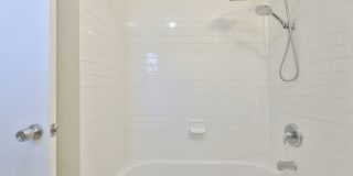 1 Bedroom Beachfront Condo, Steps away from Beach Access! Gallery 24