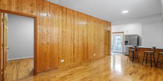 1900 W Ohio St Gallery 2