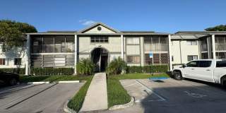 Prime Rental: Spacious 2-Bed, 2-Bath In Carmel Lakes Gated Community Gallery 3