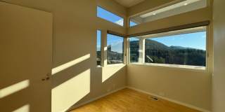 Breathtaking views of Chuckanut Bay!! Gallery 27