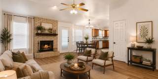 LIMITED-TIME MOVE-IN SPECIAL: Receive two weeks of free rent with an approved application and lease start by August 15th! Gallery 4