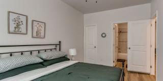 Cozy 3-Bed Retreat in Yukon - Fully Furnished & All Utilities Included Gallery 15