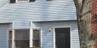 3 Bedroom 2.5 Bath Townhouse Gallery 1