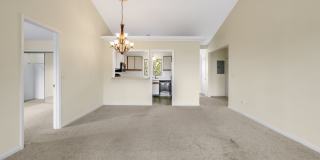 2-Bedroom, 2-Bathroom Condo with Stunning Downtown Views Gallery 7