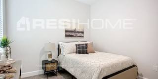 3323 Briant St Gallery 12