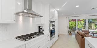 429 Inlet Road Gallery 10
