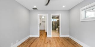 784 Dover Street Gallery 9