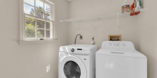 7707 LAKE GLEN Drive Gallery 21