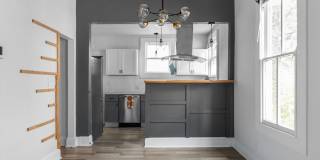 Live Loud in Port Norfolk—Where Vintage Vibes Meet Modern Energy! Gallery 9