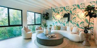 30+ Day Fully Stylishly furnished  Tastefully designed Newport Beach Vacation Rental Gallery 1