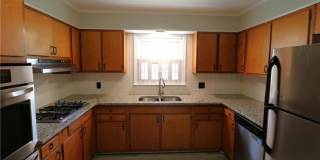 2316 Silas Creek Parkway 2316 Silas Creek Parkway Gallery 4