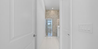 4823 Saint Armands Way Gallery 15