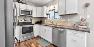 3345 E Lloyd St Gallery 31