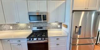 Beautiful Benning 3 Bedroom Renovated Bungalow Home with Yard, Parking, W/D. Gallery 9