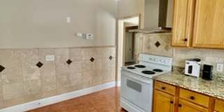 Introducing WesleyHeights401, a charming 3-bedroom, 2-bathroom house located in the heart of Charlotte, NC Gallery 7