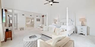 2501 Pine Tree Dr Gallery 28