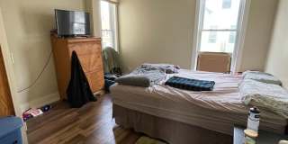 3 Bedroom Apartment Near UW-La Crosse with Off-Street Parking Gallery 1