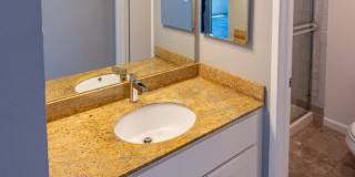 Beautiful End Unit Townhouse Gallery 15