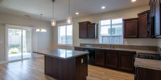 $1000 MOVE IN SPECIAL OFF FIRST MONTHS RENT. Gallery 1