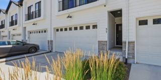 Luxury Farmington Home | 3 Beds | Mountain Views, Near Farmington Station Gallery 1