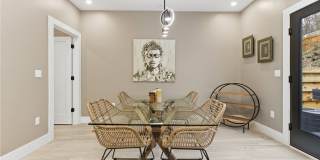 240 E Jefferson St Gallery 24