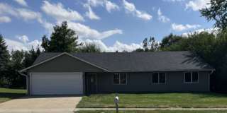 3 Bedroom Home for rent in Newton, IA Gallery 1