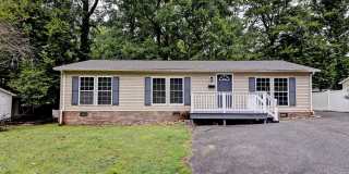 Cozy & Updated 3-Bedroom Home – One Level Living! Available NOW! Gallery 1