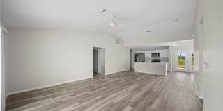 202 NW 25th Place Gallery 13