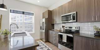 AMLI Brookhaven Apartments Gallery 4