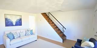 3 Bedroom - 1 Bathroom Row Home in a Beautiful Neighborhood Gallery 3