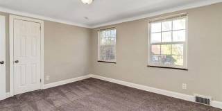 5574 Buckingham Avenue Gallery 12