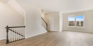 560 UNION Street Gallery 5