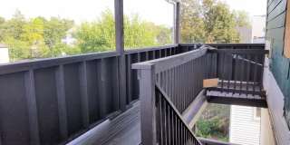 Great price and location for a modern unit in Allston (2 bathrooms!) Gallery 13