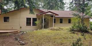 Roomy 4 Bed, 2 Bath Gallery 1