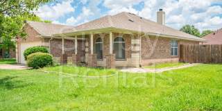 Charming Corner Lot Home with Workshop and Spacious Living Gallery 1