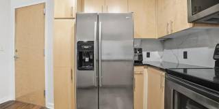 923 Peachtree Street NE Gallery 7