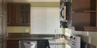 Charming 2 Bedroom + Office Home for Rent in Sacramento Gallery 5