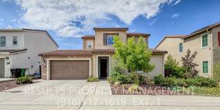 Gorgeous 4 Bedroom Lincoln Home Gallery 1