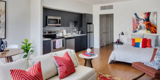 E3 Apartments Gallery 18