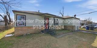 4 Bedroom Home Available Mid July!!!! Gallery 4