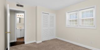 Lovely Two Bedroom Condo in Cotswold! Gallery 15