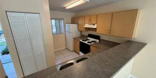 11614 NW 37th St Gallery 1