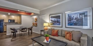 Hickory Point Apartments Gallery 7