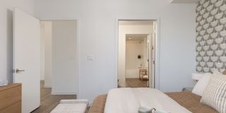 Resa Gallery 44