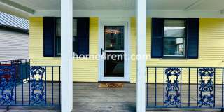 Charming Home Near Country Club Plaza w/ Gorgeous Updates, Wood Floors and a Two Car Garage! Gallery 7