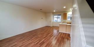 Great Location! 2 Bed 2 Bath Townhouse Style Condo! Open Concept! Laminate Floors Throughout Main! Gallery 8