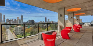 Awesome 1BR Loft Style Condo Overlooking Midtown! Gallery 29