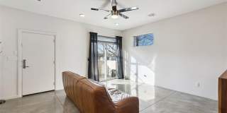 1008 N Francis Avenue Gallery 6